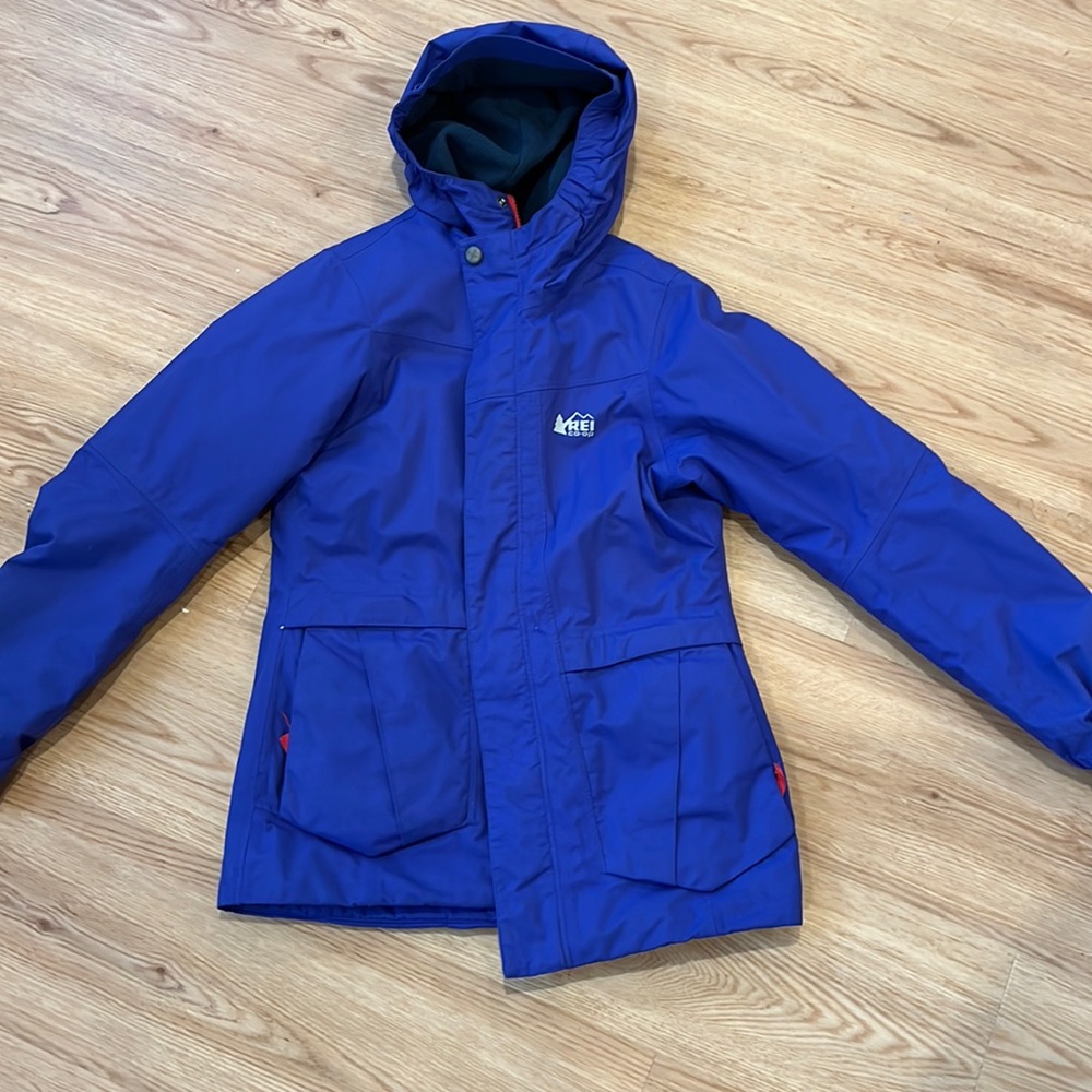 REI coop purple jacket for casual wear or for skin size 10-12